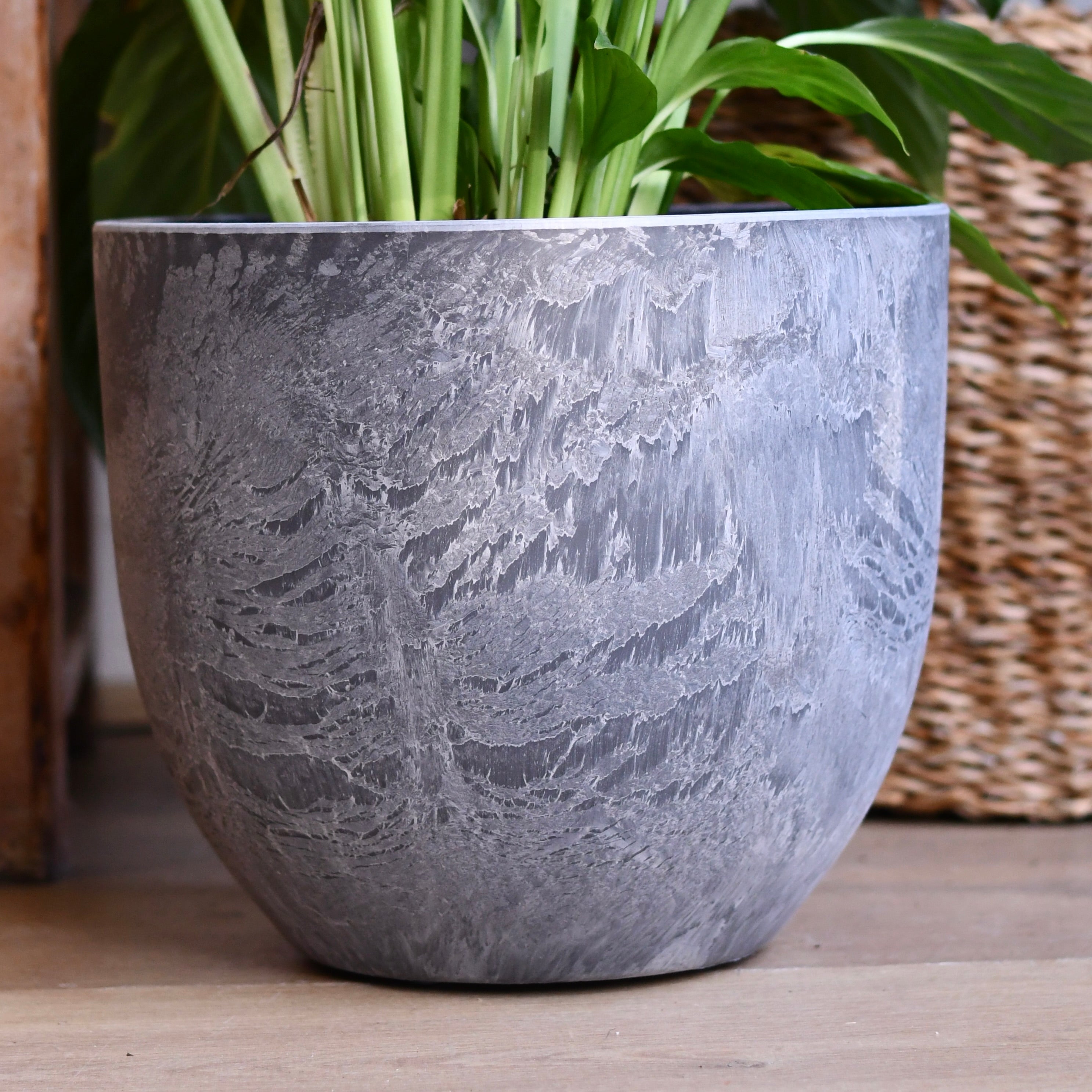 artstone plant pots Artstone Bola Grey pot 28cm | Happy Houseplants