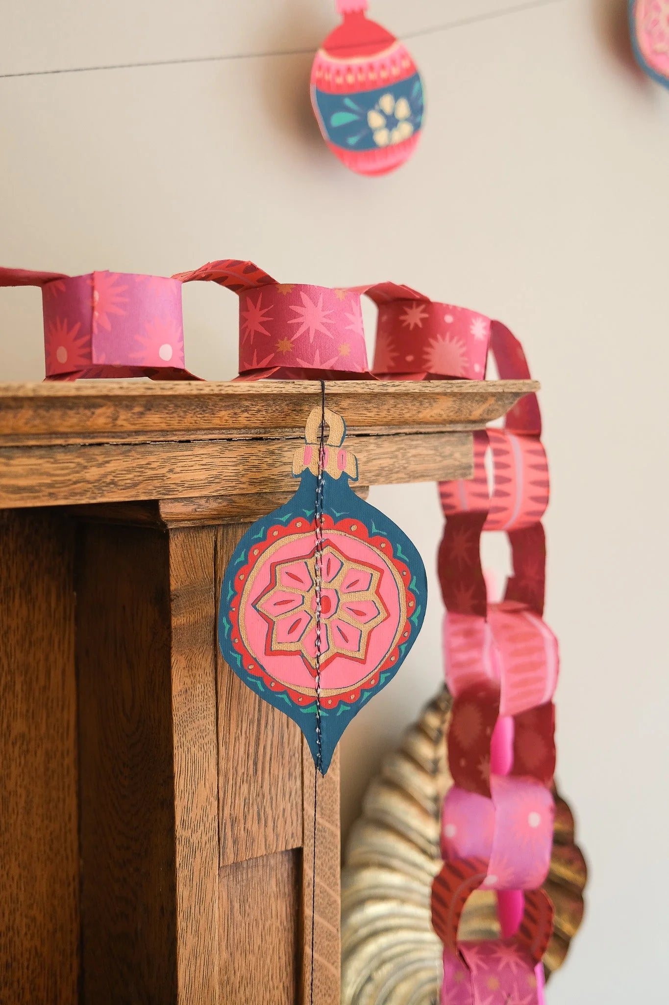 Baubles Garland – Handmade Paper Decoration