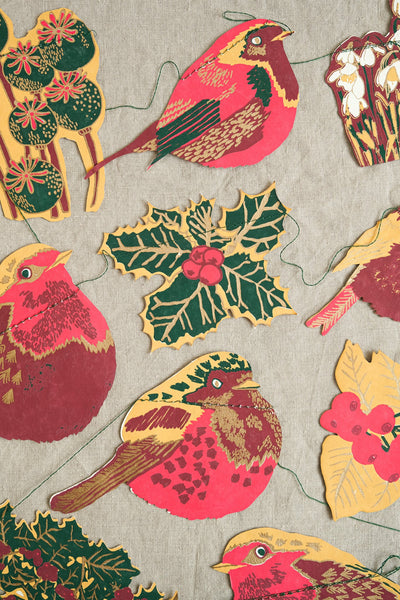 Hedgerow Garland – Handmade Winter Paper Decoration