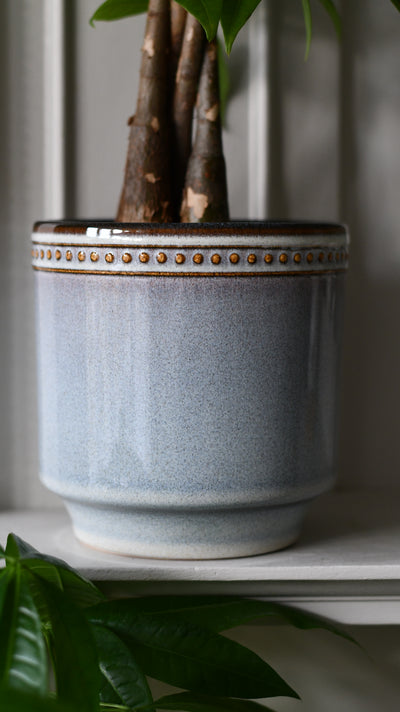 Clover Heather Dot Border Reactive Planter 15cm – Rustic Elegance with a Contemporary Twist