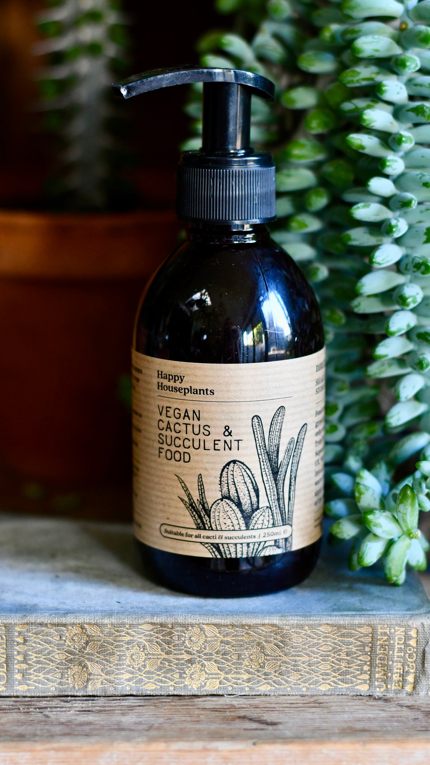 Liquid Vegan Plant Food, Organic Tropical Dew Spray and Cactus Fertiliser Gift set